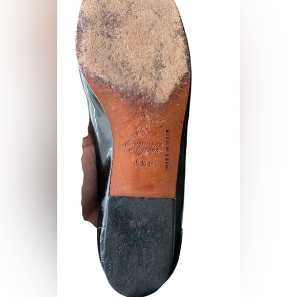 Vintage Vaneli Black and Gold Embellished Loafers - Picture 8 of 9